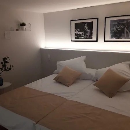 Sleep Turia Apartment *